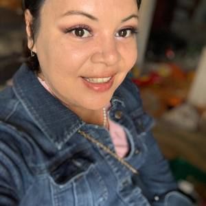 Meet your Posher, Lena